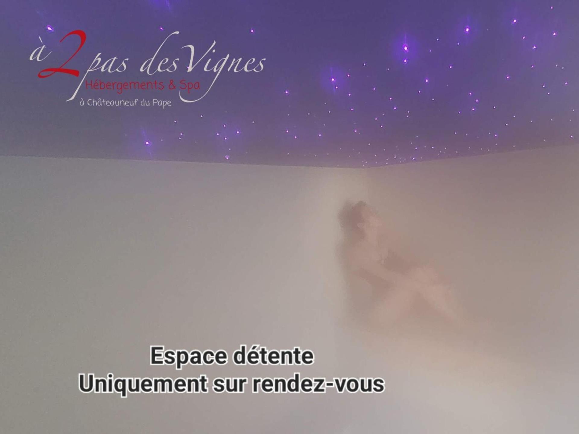 A 2 Pas Des Vignes, Hebergements Et Spa, Maison Numero 6, A Chateauneuf Du Pape Buitenkant foto